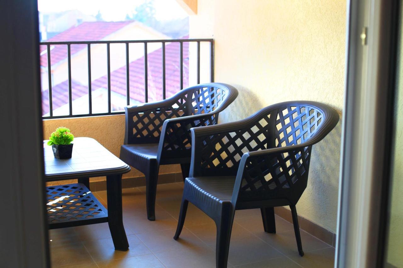 Aster Apartments Belgrado Esterno foto